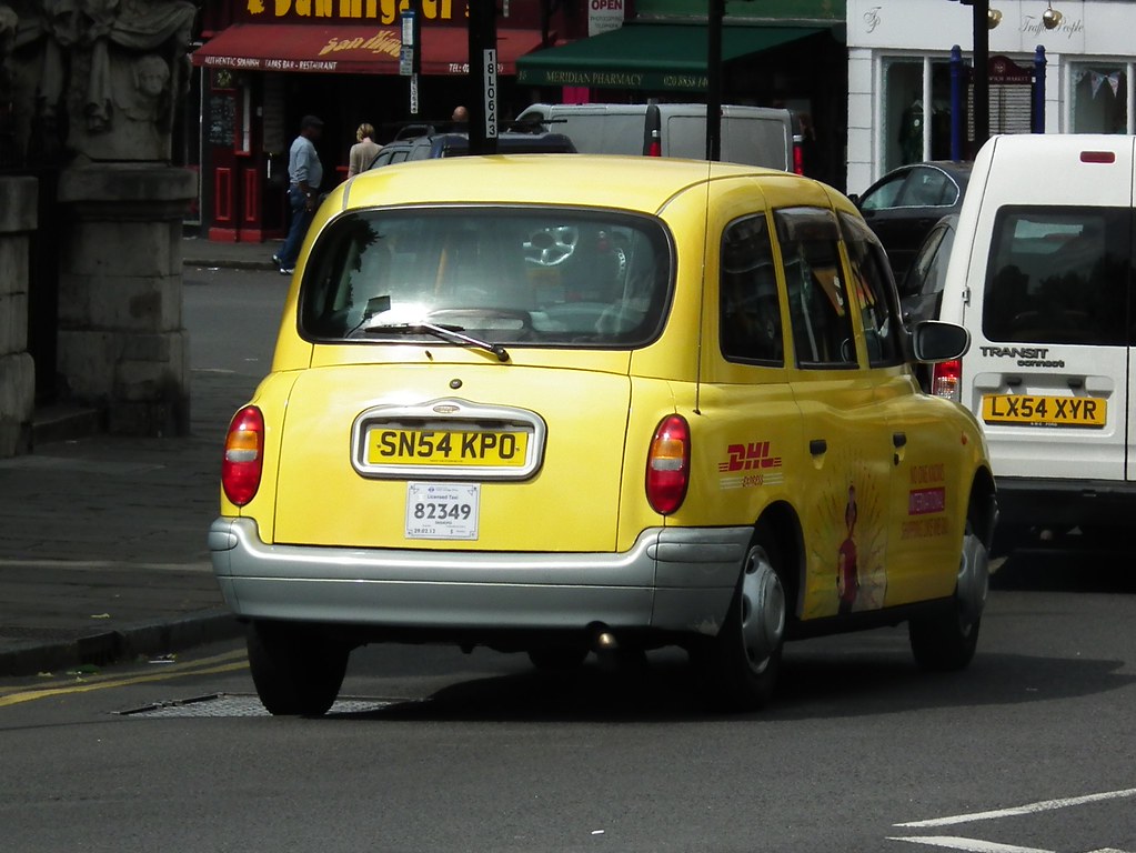 DHL Taxi 2004 London Taxis International Txii Bronze Taxi kenjonbro