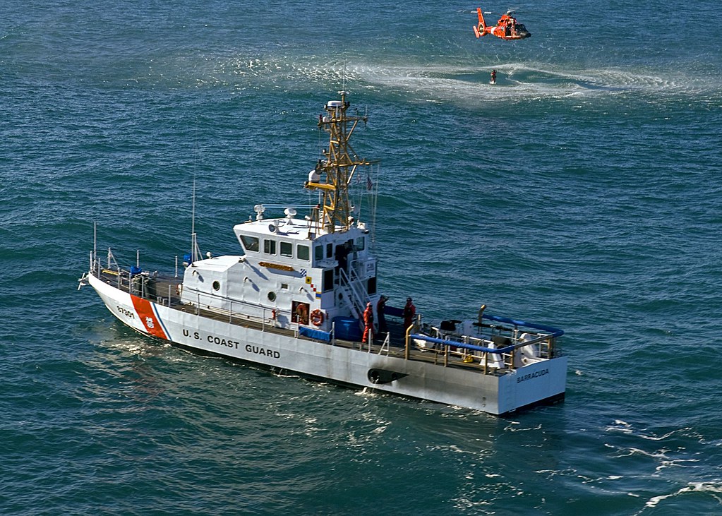 Cutter Barracuda MCKINNLEYVILE, Calif. A rescue swimmer f… Flickr