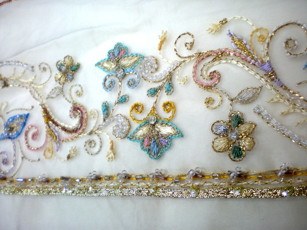 Paul Phillip Evans Bridal Luneville embroidery bordadodlujo Flickr