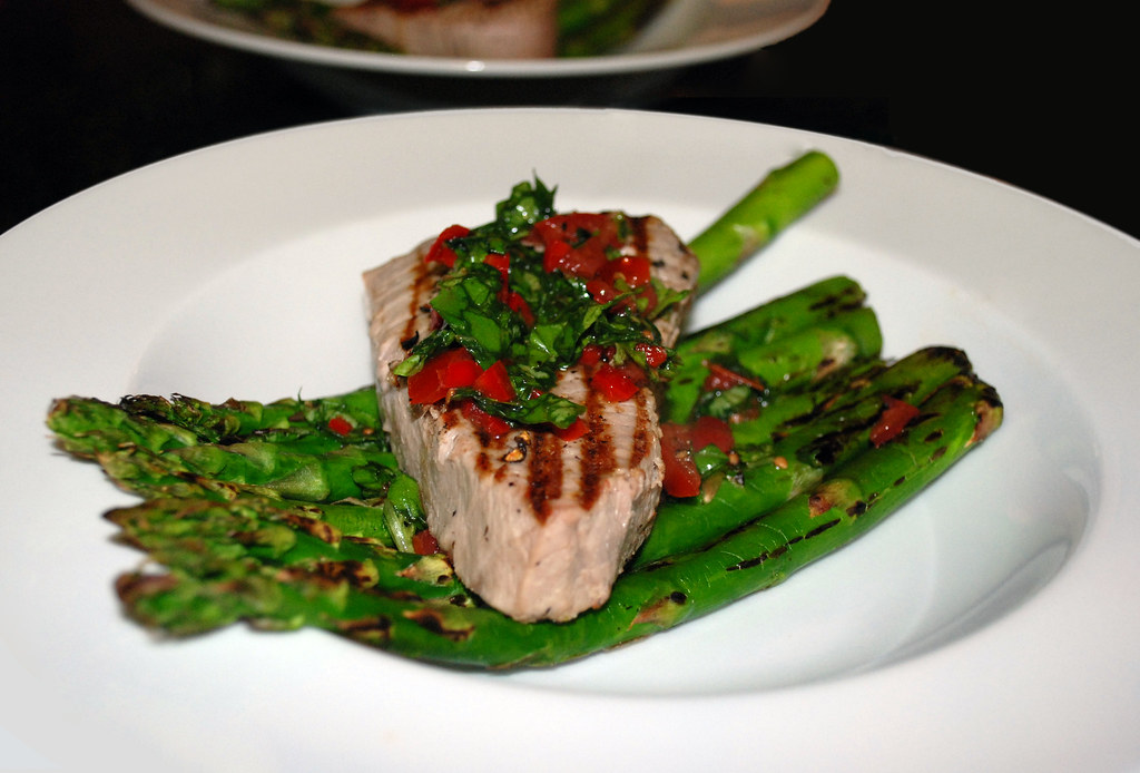 Jamie Oliver's Griddled Tuna & Asparagus Recipe by Jamie… Flickr