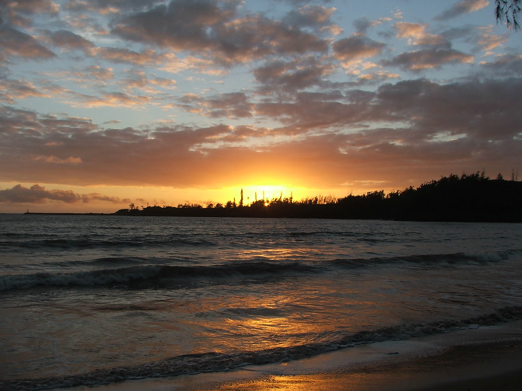 Hanamaulu Beach Sunrise, Kauai, Hawaii Hanamaulu Beach Sun… Flickr