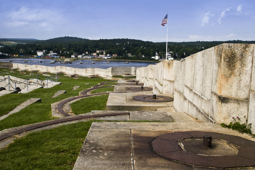 Fort Knox ramparts Fort Knox was built in the mid1800s to… Flickr