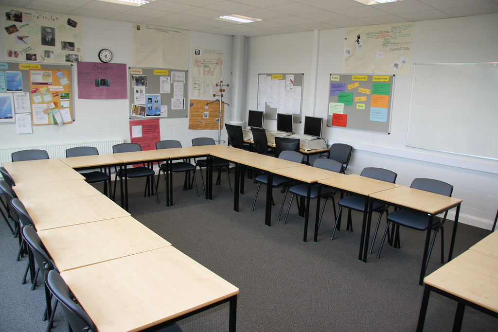 Classroom Classroom at Gloucestershire College showing how… Flickr