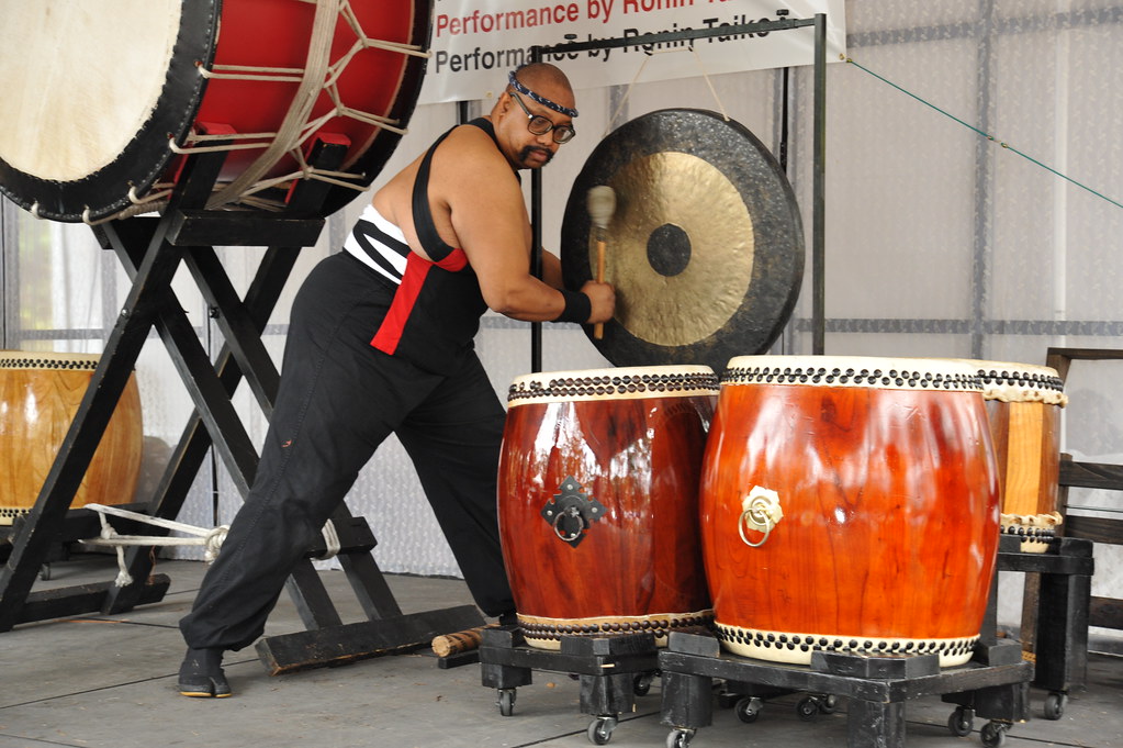 Big Man's Drums Japanese Taiko drum demonstration at Morik… Flickr