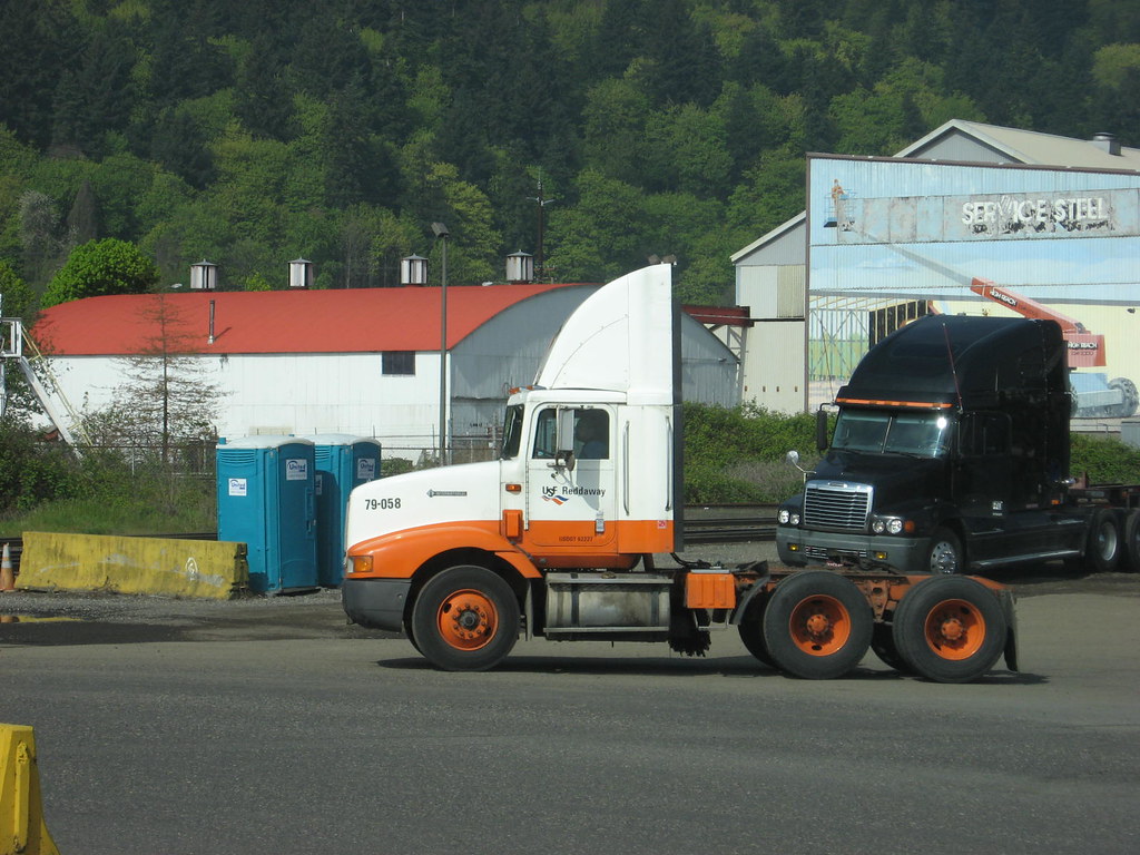 USF Reddaway International, Truck 79058 An older Internat… Flickr