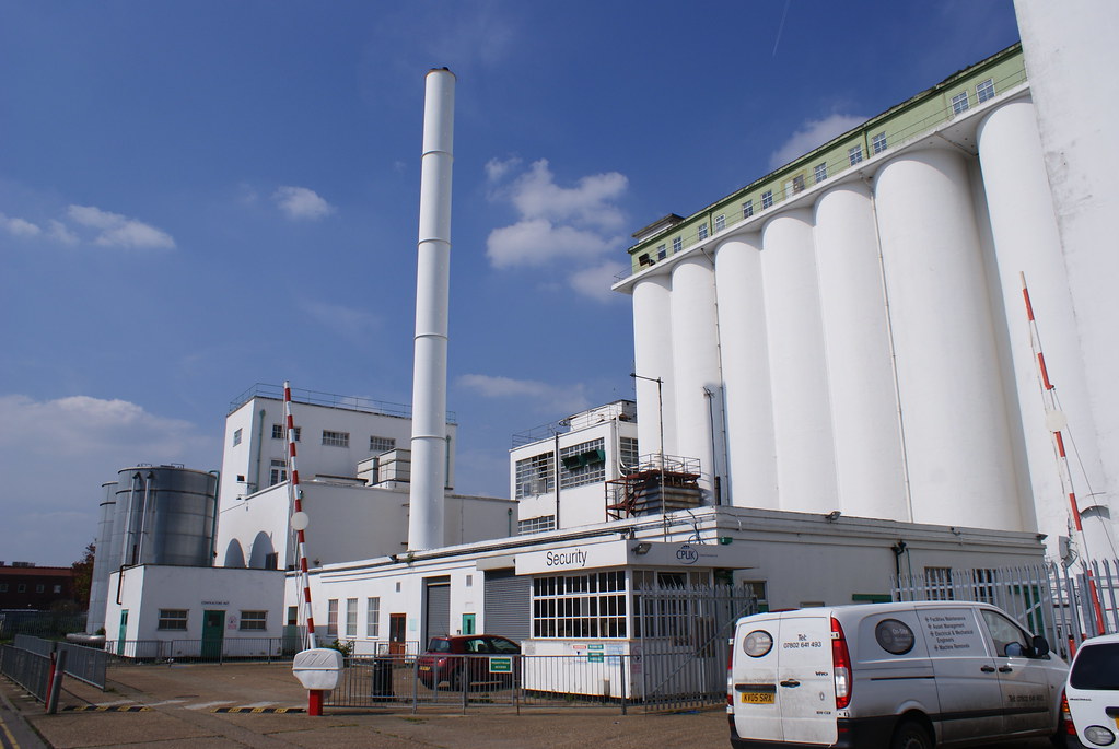 Shredded Wheat Factory, Welwyn Garden City LiamCH Flickr