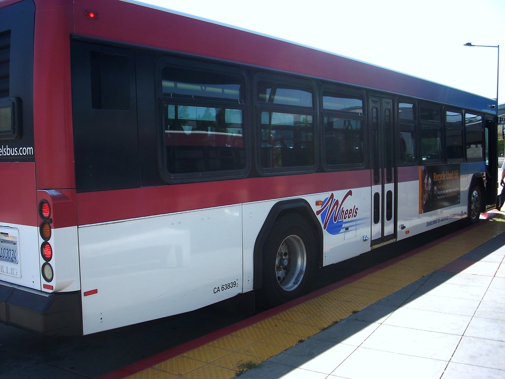 LAVTA/Wheels Gillig Low Floor The Livermore Amador Valley … Flickr