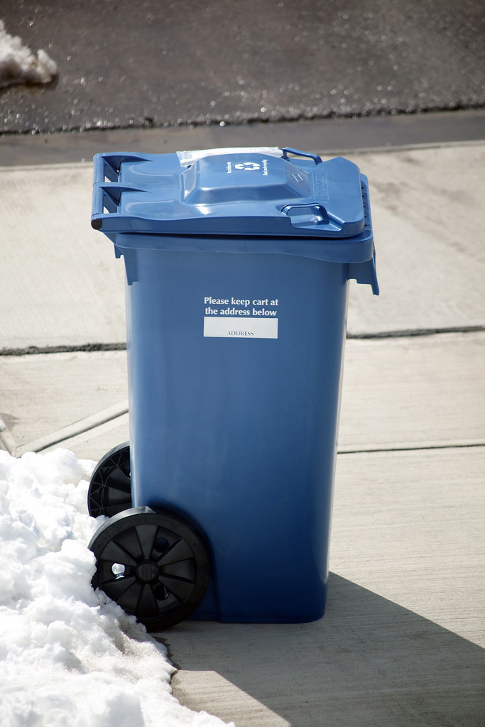 Calgary Recycles 2009 Curbside recycling has finally arriv… Flickr