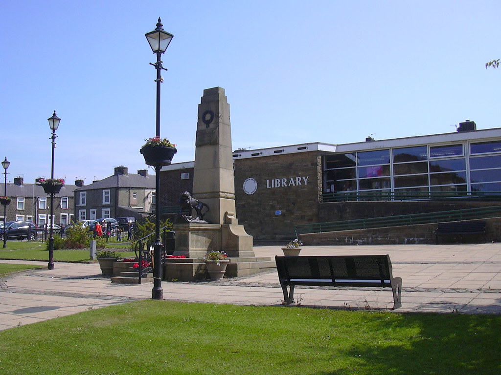 War Memorial, Brierfield, Nelson, Lancashire The town's wa… Flickr