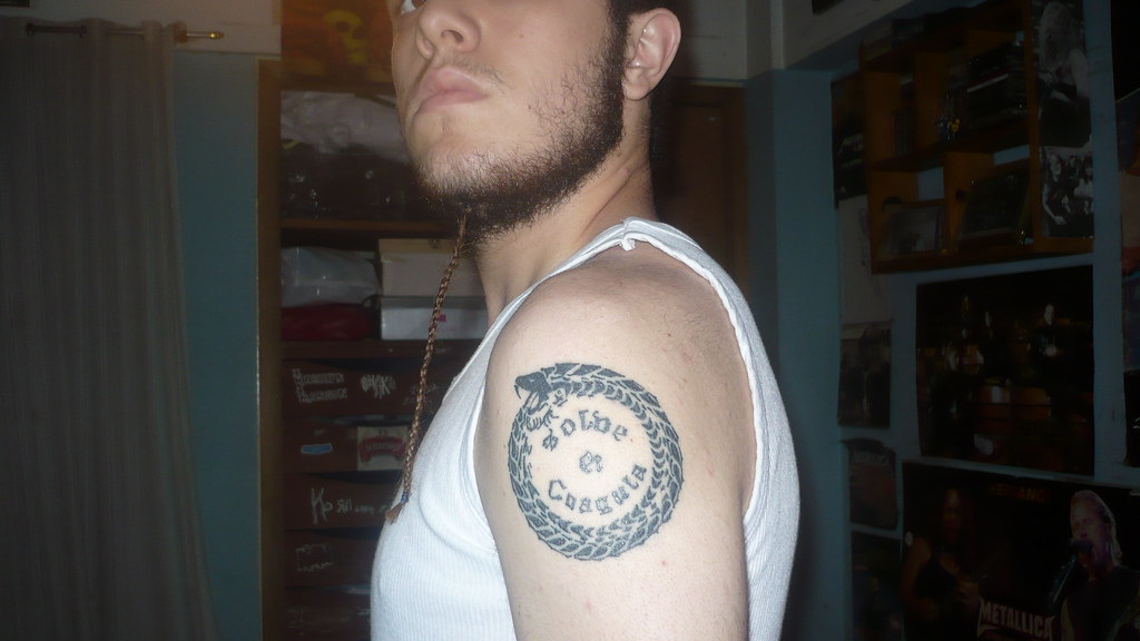 Solve Et Coagula Ouroboro Tattoo Mi primer tatuaje.. Sol… Flickr