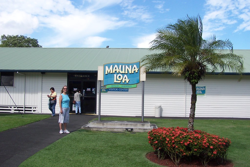 Visitor Center, Mauna Loa Macadamia Nut Factory Hilo, Hawa… J