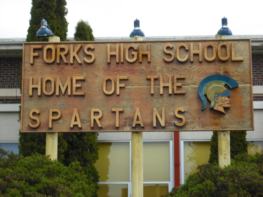 Forks High School, WA Built in 1925, this high school in F… Flickr