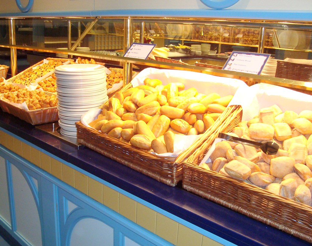 Disney Breakfast Buffet At Disney's Newport Bay Club Hotel… Flickr