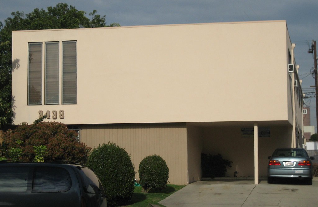 Dingbat Apartments in Palms A 1950s "dingbat" apartment bu… Flickr