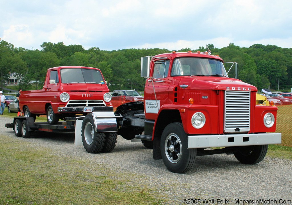 1964 Dodge A100 Pickup & 1971 Dodge C1000 Tractor Flickr