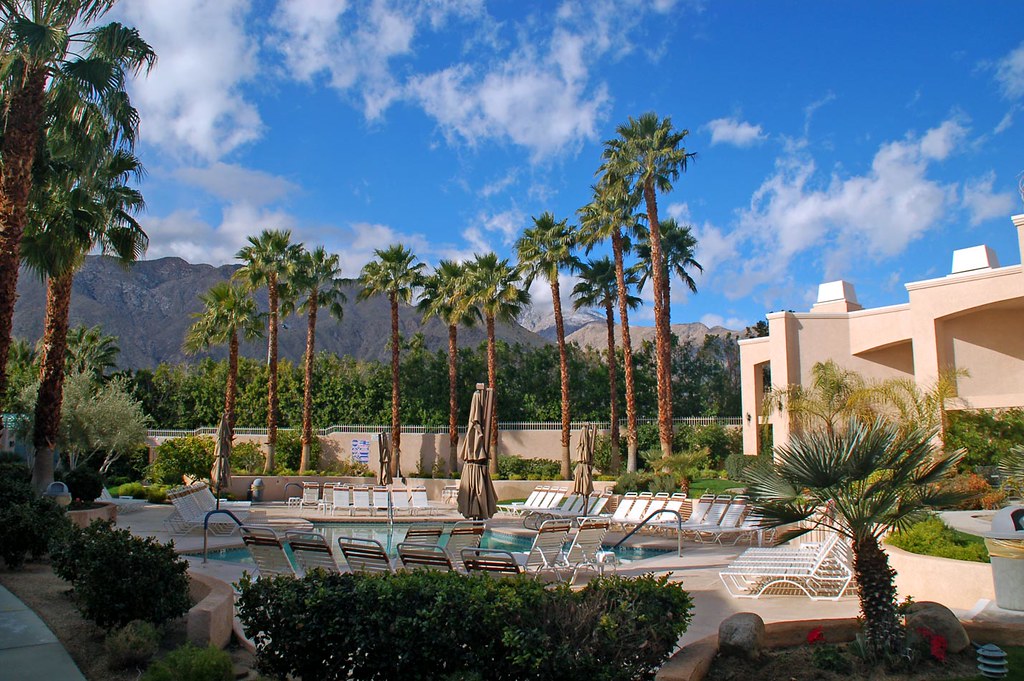 Condo pool Desert Sun Resort Flickr