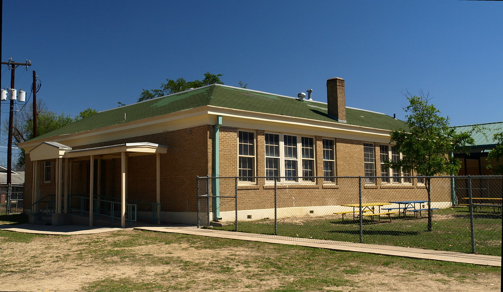 Hot Wells Elementary School Now part of W. B. Connell Midd… Flickr
