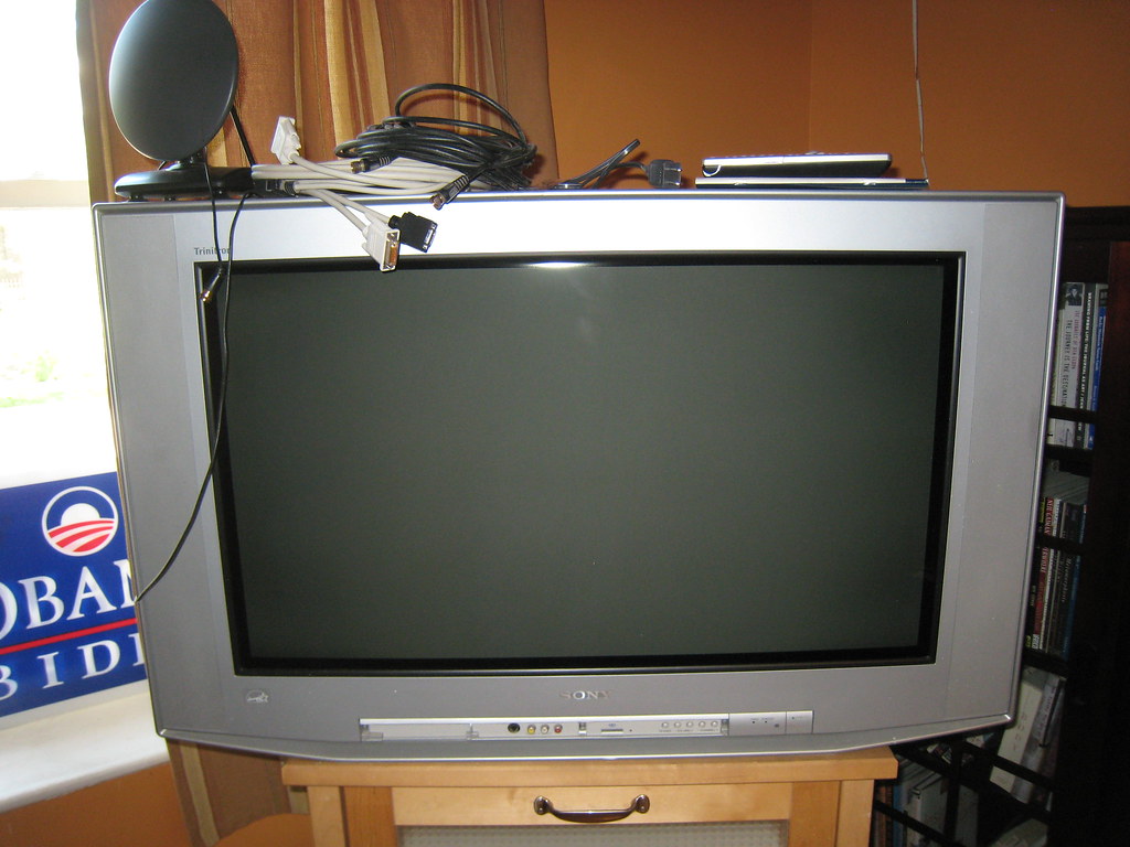 34" SONY FD Trinitron WEGA HDTVready flatglass TV for sa… Flickr