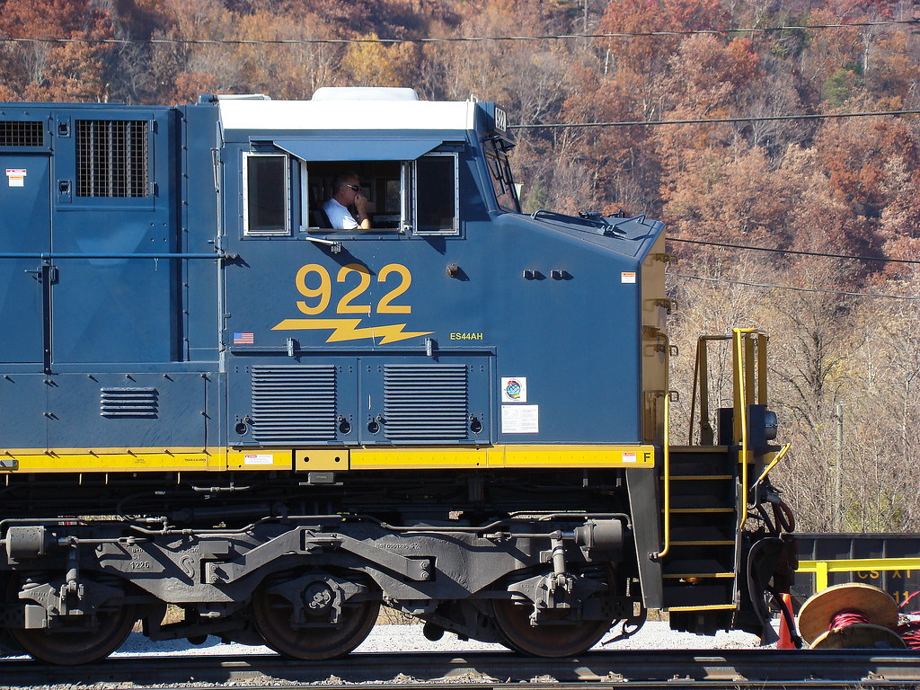 CSX GE ES44AH 922, is in the railroad yard at… Flickr
