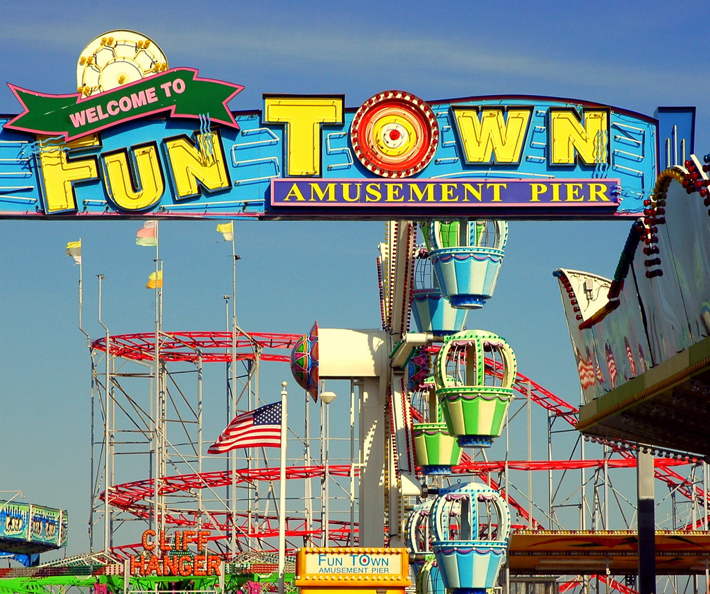 Fun Town Amusement Park I'm in love with those basket thin… Flickr