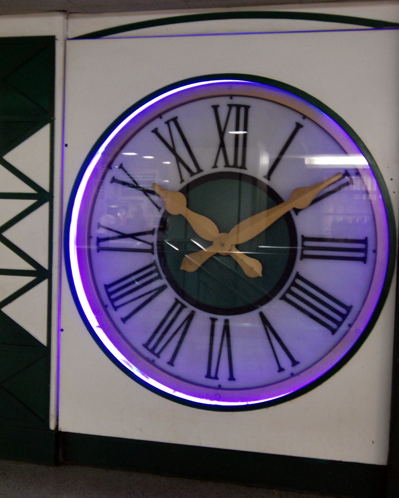 Penn Station Clock A large wall clock inside Penn Station … Flickr