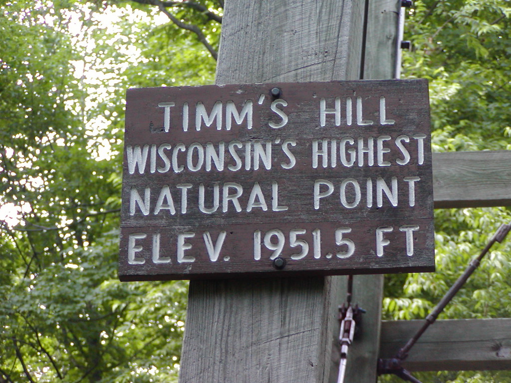 Timm's HillWI Highest Point The sign indicating that Timm… Flickr