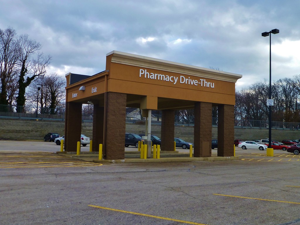 Walmart (Tuscarawas) Canton A fairly unusual Walmart in Ca… Flickr