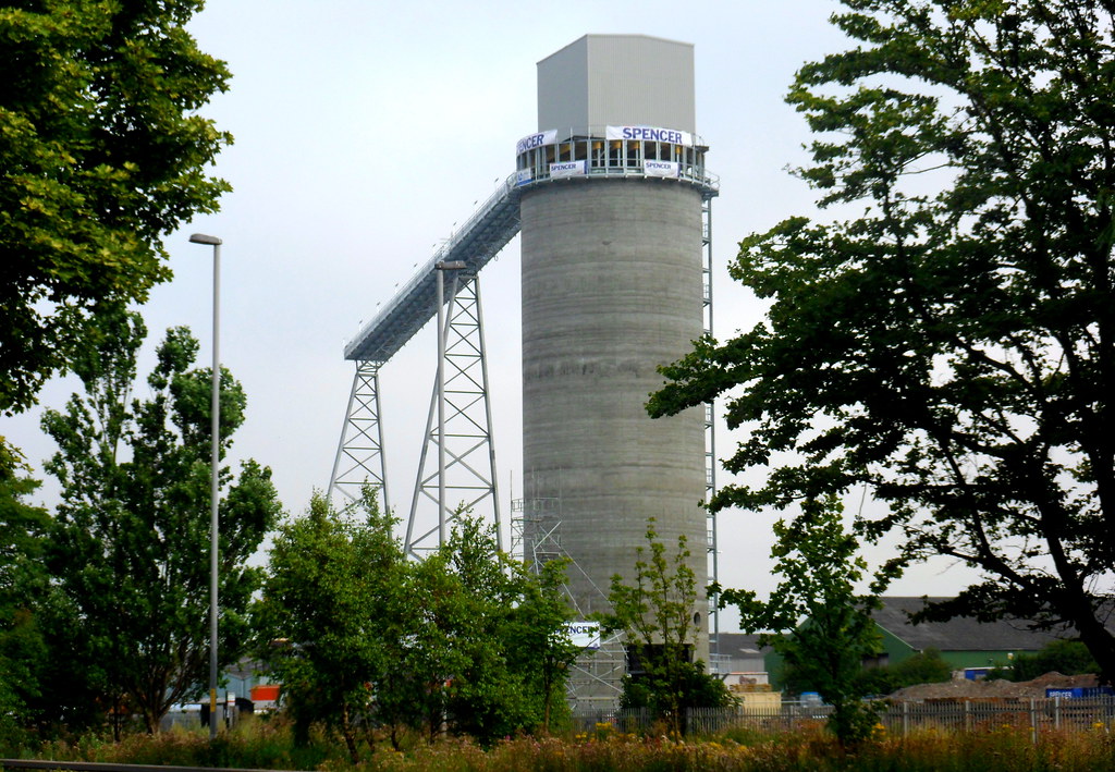 Biomass silo tower ABP Ports, Hedon Road, Hull VISITORS… Flickr