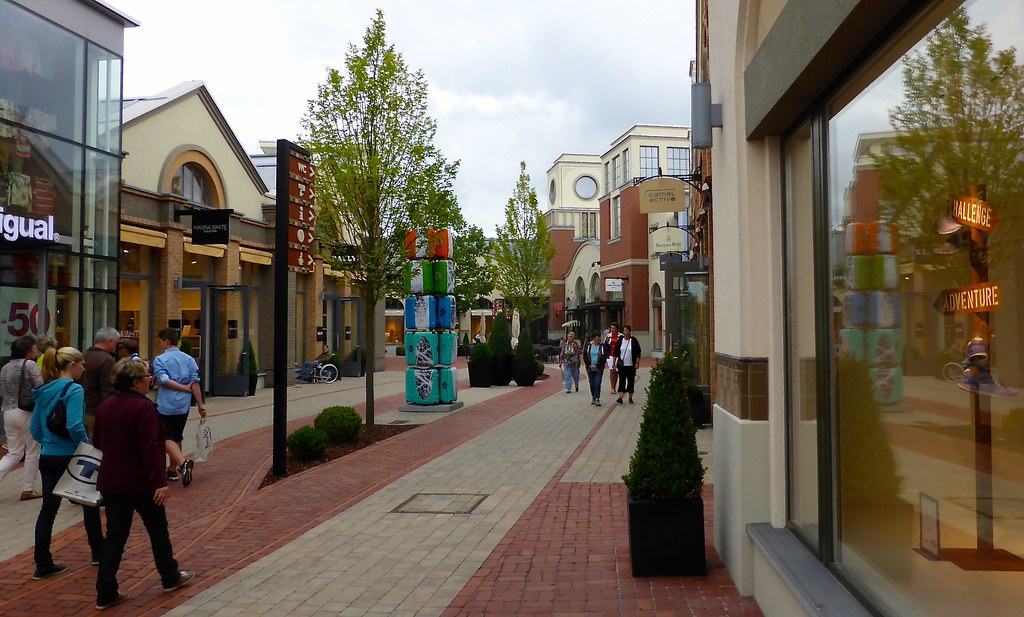 Ingolstadt Village Factory outlet stores at Ingolstadt Vil… Flickr