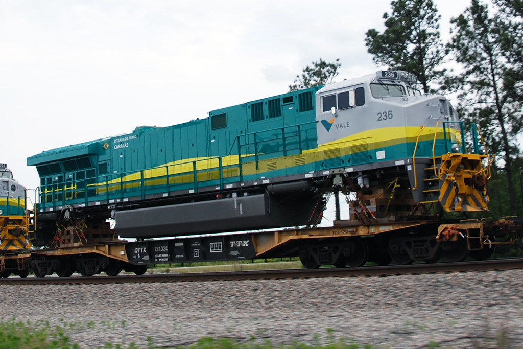 New GE transported on flat cars for export Flickr