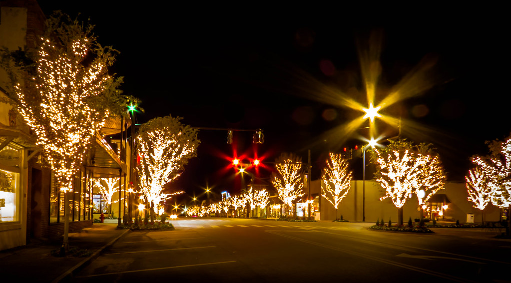 Christmas in Downtown Fairhope,Alabama Section street look… Flickr