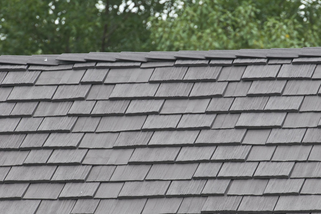 Urbandale, IA Residence EcoStar product used Seneca Shake… Flickr