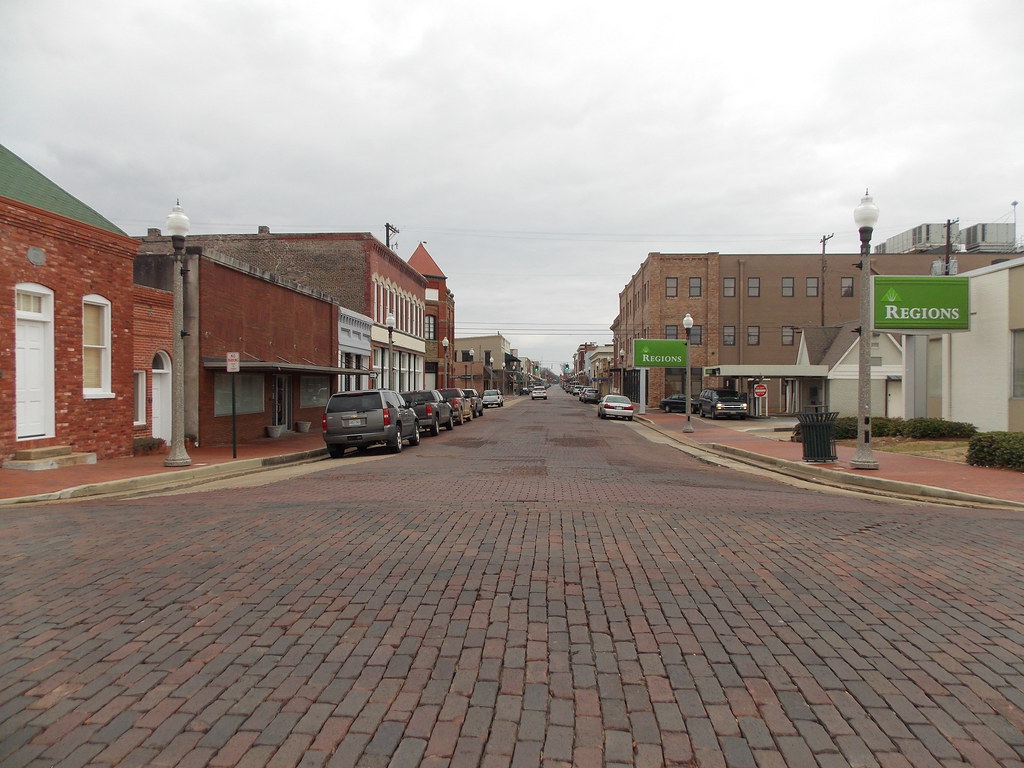 Downtown Greenwood, Ms. With Brick Streets. Lamar Flickr