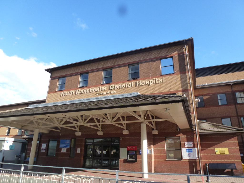 North Manchester General Hospital, Crumpsall The entrance … Flickr
