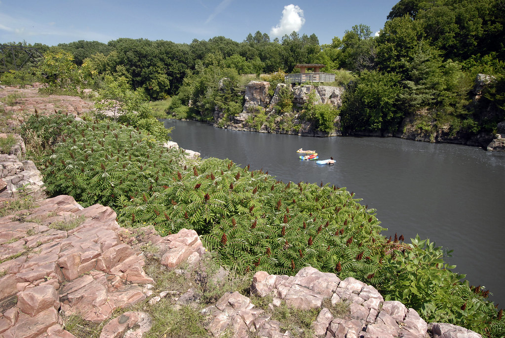 Palisades State Park Palisades State Park in Garretson, So… South