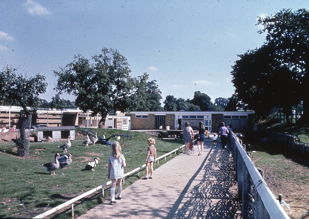 Pets' Corner, Harlow Town Park, Essex Pets' Corner celebra… Flickr