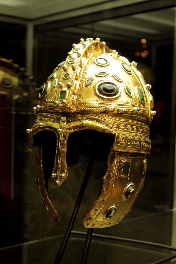 Golden Roman helmet Golden Roman helmet found near ancient… Flickr