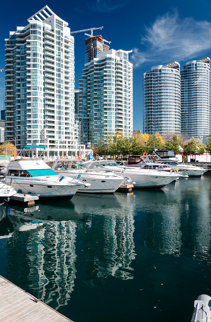 condos & yachts Harbourfront, Toronto Chris Lyn Flickr