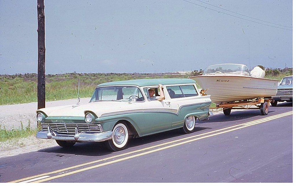 1957 Ford Station Wagon Towing a Boat Back in the Early 19… Flickr