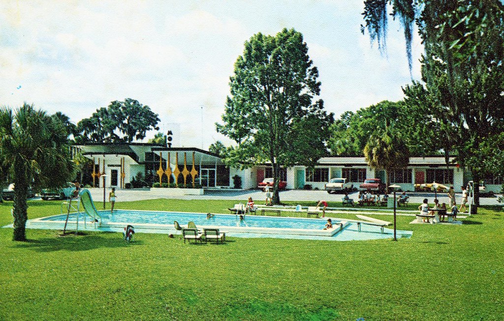 Crystal Lodge Motel Crystal River FL U.S. 19 N and Kings B… Flickr