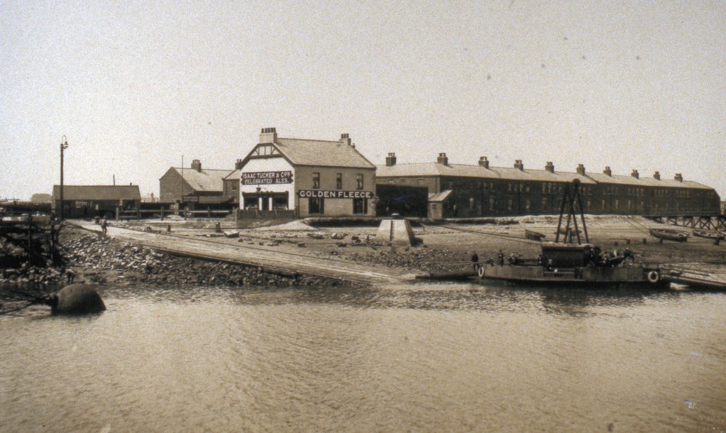Blyth Cowpen Quay & Golden Fleece public house, c 1925 Flickr
