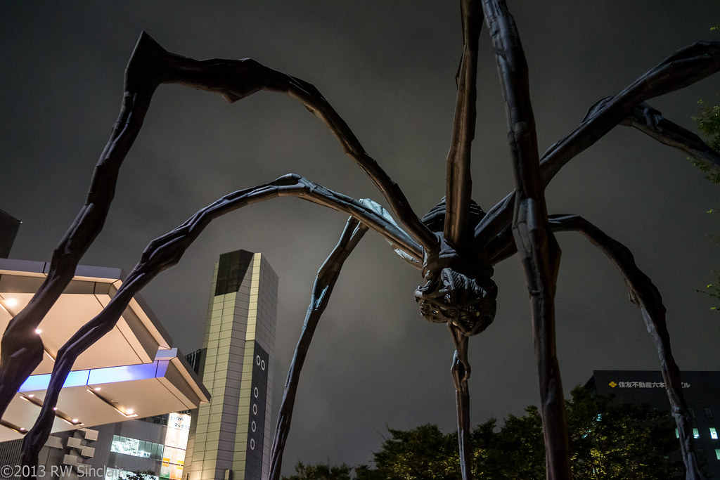 Giant Spider Roppongi, Tokyo, Japan RW Sinclair Flickr