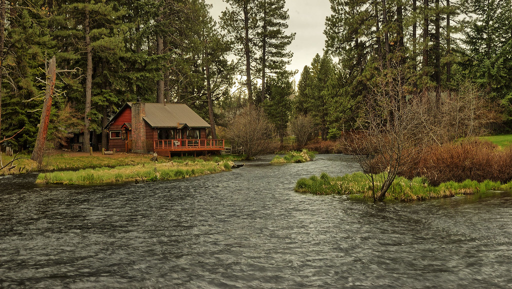 Cabin On The Metolius Rental cabin on the Metolius River a… Flickr