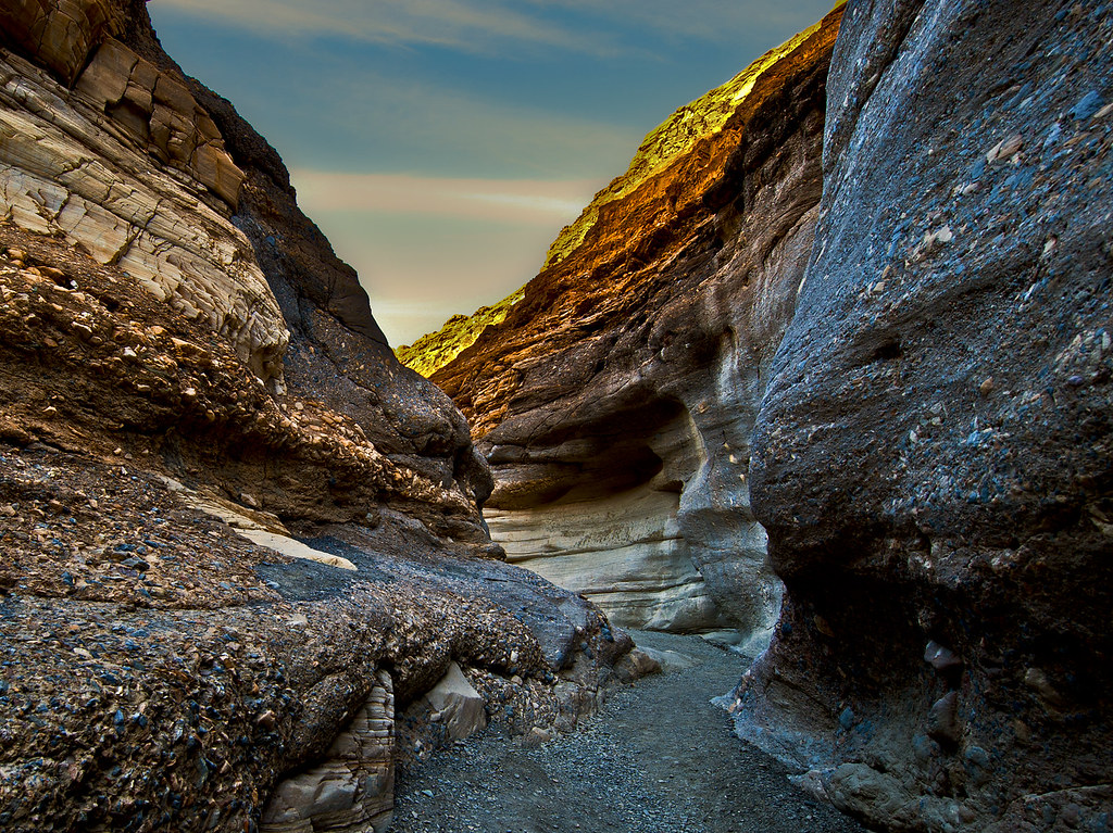 Mosaic Canyon Death Valley Mosaic Canyon in Death Valley… Flickr