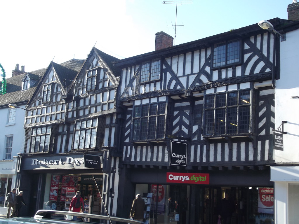 Robert Dyas & Currys.Digital 29 and 30 High Street, Stra… Flickr