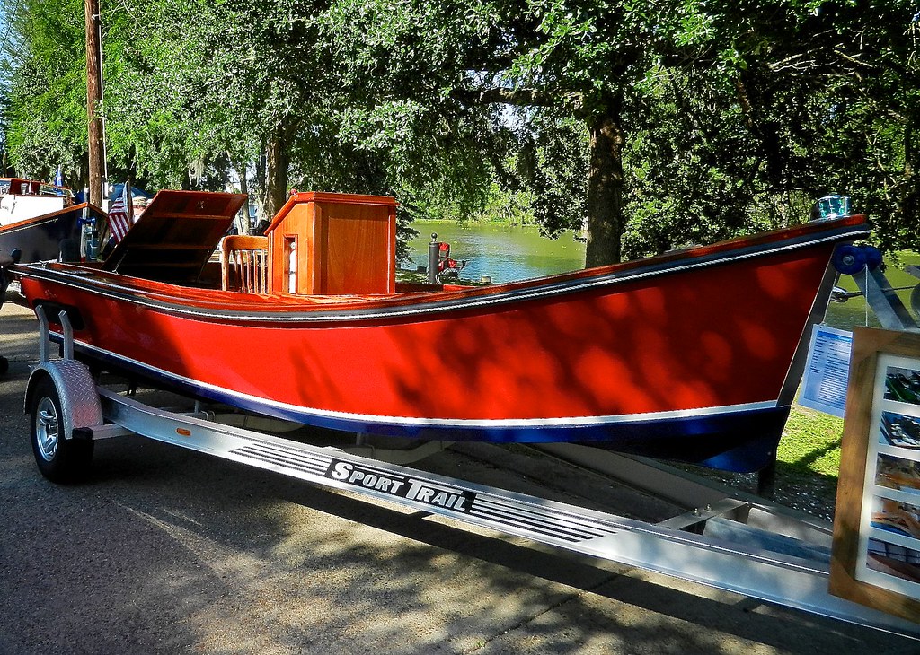 beautiful lake skiff, handmade in Louisiana The Bayou Tech… Flickr