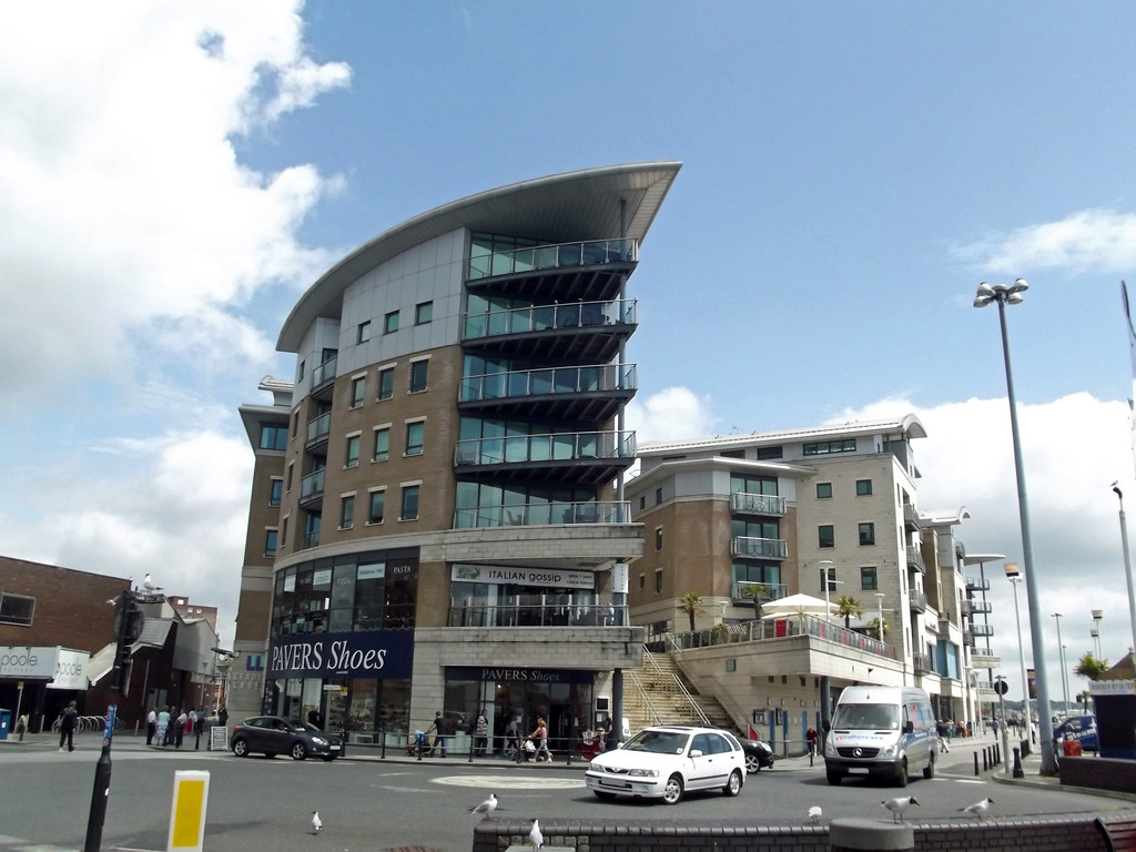 Dolphin Quays The Quay, Poole The Quay / harbour in Pool… Flickr