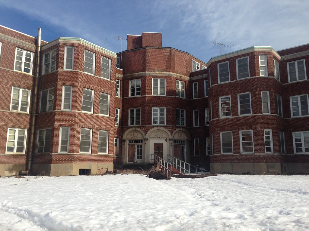 Plainview/Old Bethpage, NY Nassau County Office Complex … Flickr