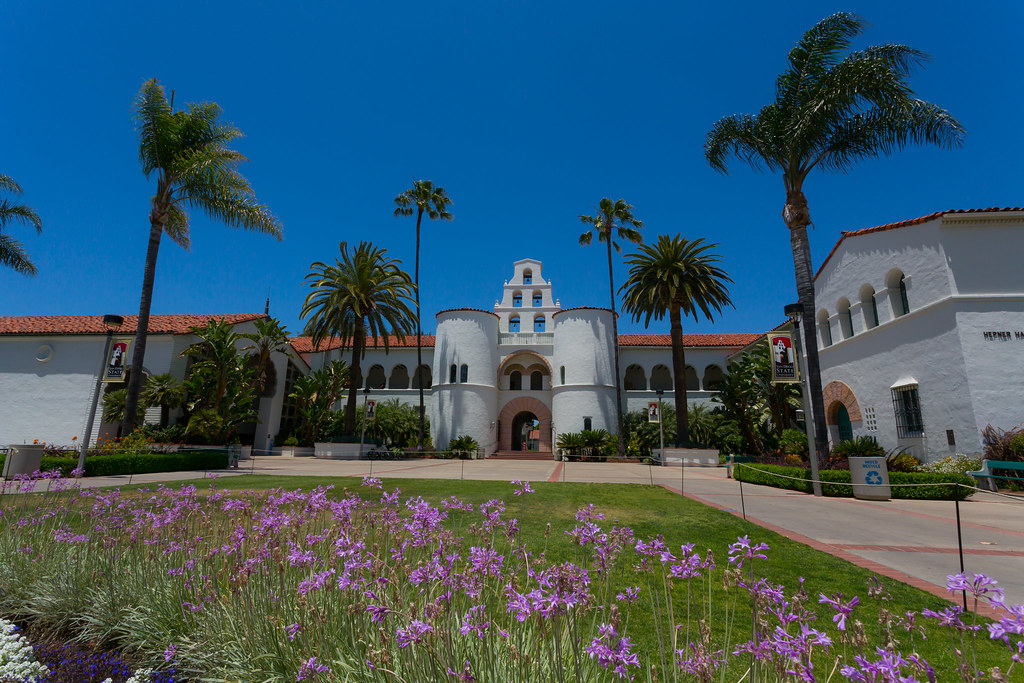 San Diego State University Hepner Hall on campus at SDSU i… Flickr