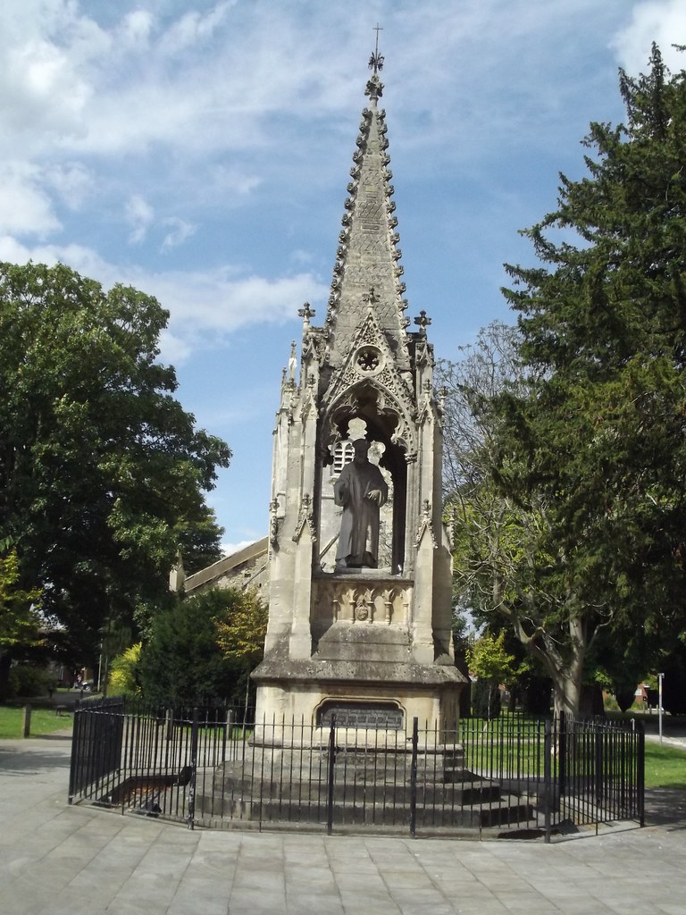 St Mary's Square Gloucester Hoopers Monument Flickr